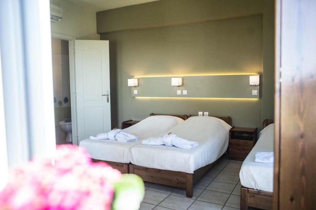 Hotel Filoxenia Tínos Esterno foto