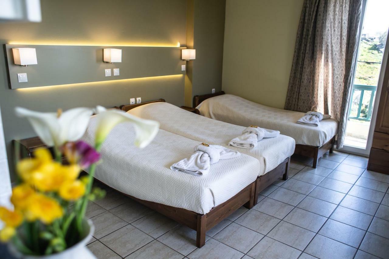 Hotel Filoxenia Tínos Esterno foto