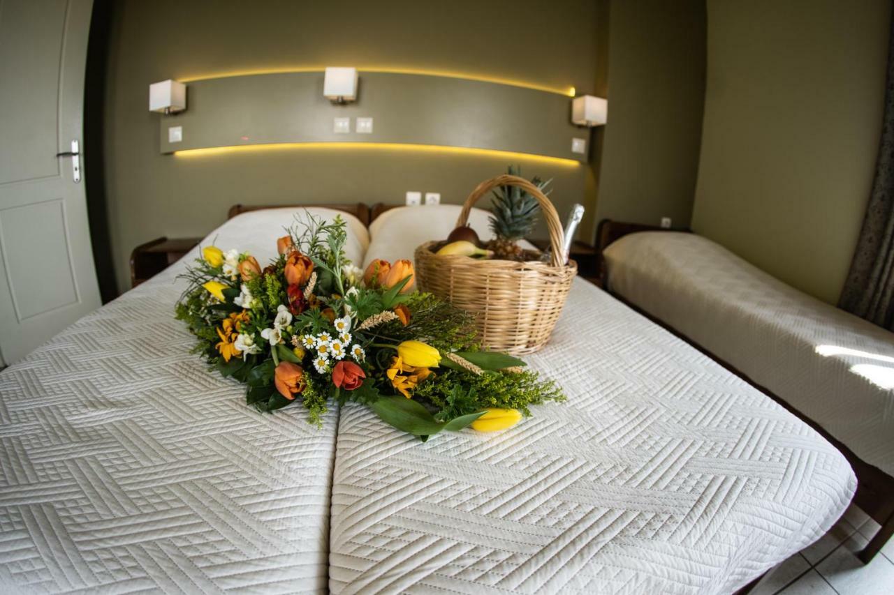 Hotel Filoxenia Tínos Esterno foto