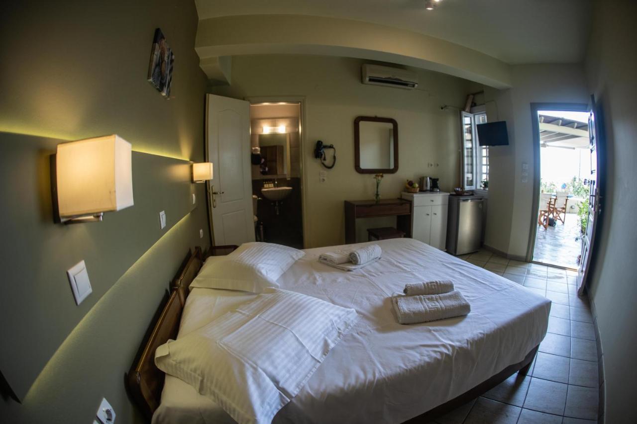Hotel Filoxenia Tínos Esterno foto