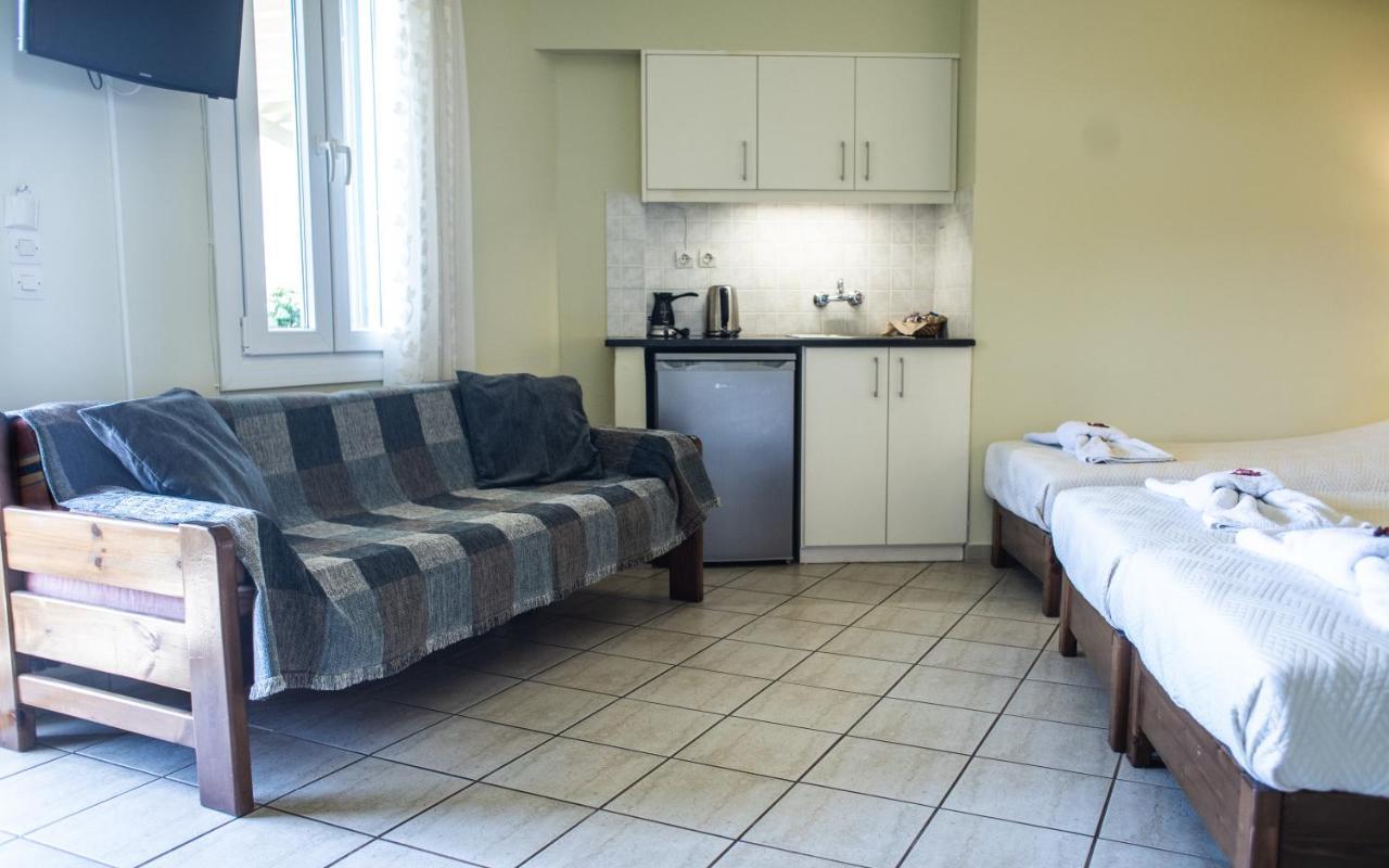 Hotel Filoxenia Tínos Esterno foto