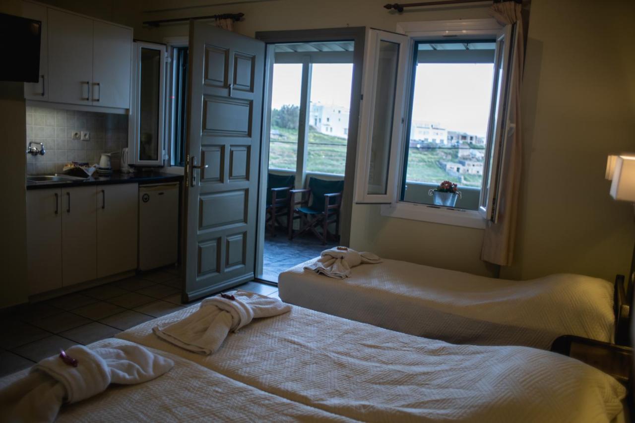 Hotel Filoxenia Tínos Esterno foto