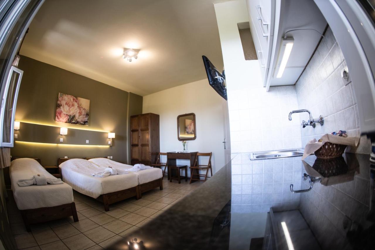 Hotel Filoxenia Tínos Esterno foto