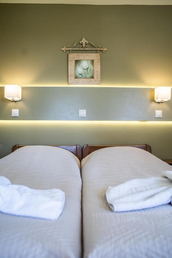 Hotel Filoxenia Tínos Esterno foto